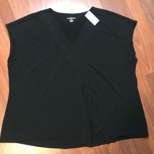 NWT 22/24 Black Dressy V-Neck